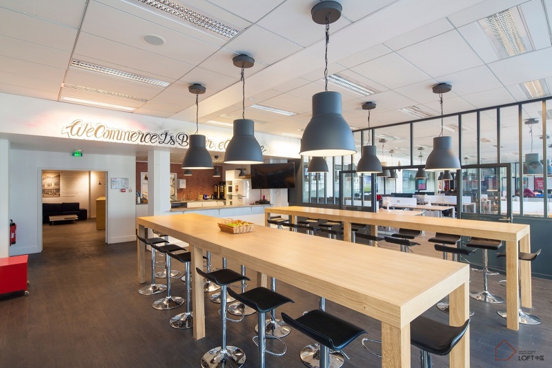 良好辦公環(huán)境場景圖 良好辦公環(huán)境場景圖